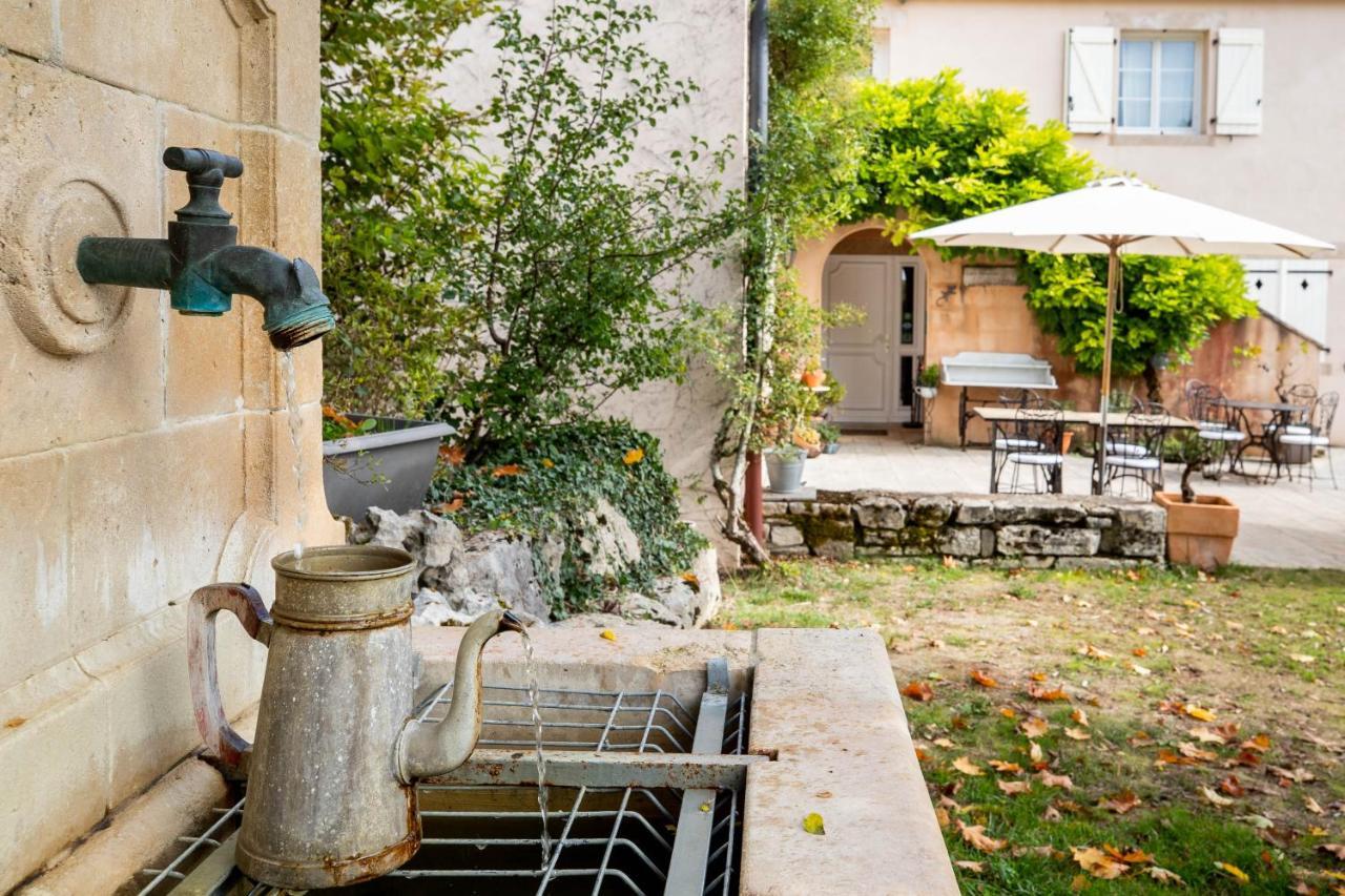 NantouxDomaine De La Combotte住宿加早餐旅馆 外观 照片